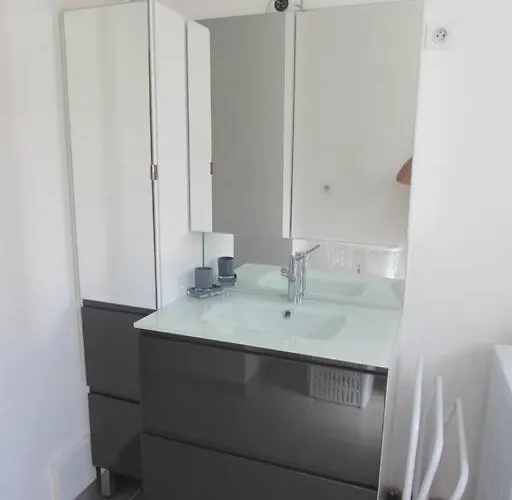 Apartment Location Paisible Entre Et Collines - Les Mimosas *